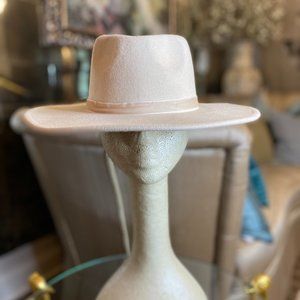 forever 21 cream velvet trim fedora hat